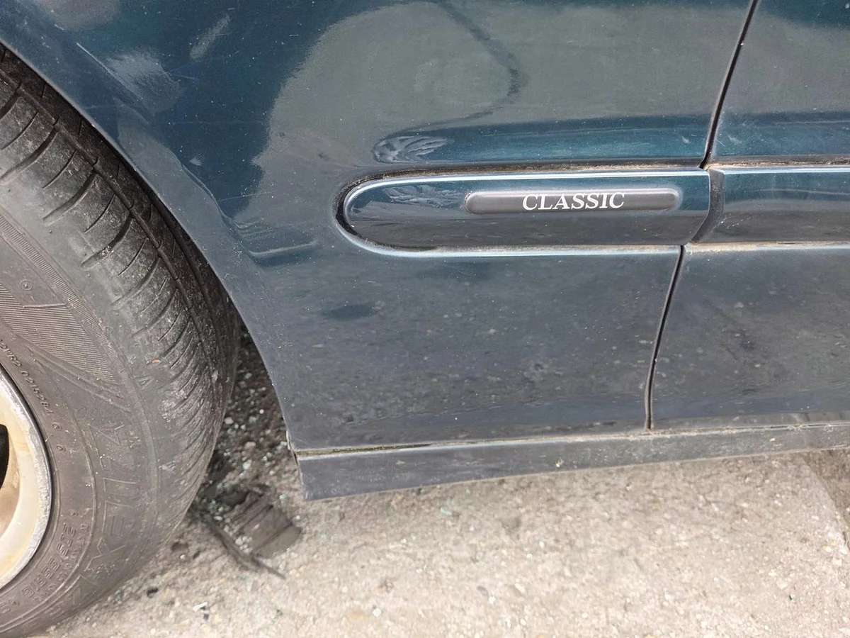 Ailes Avant Droite Mercedes W203 2004-2007 image 7
