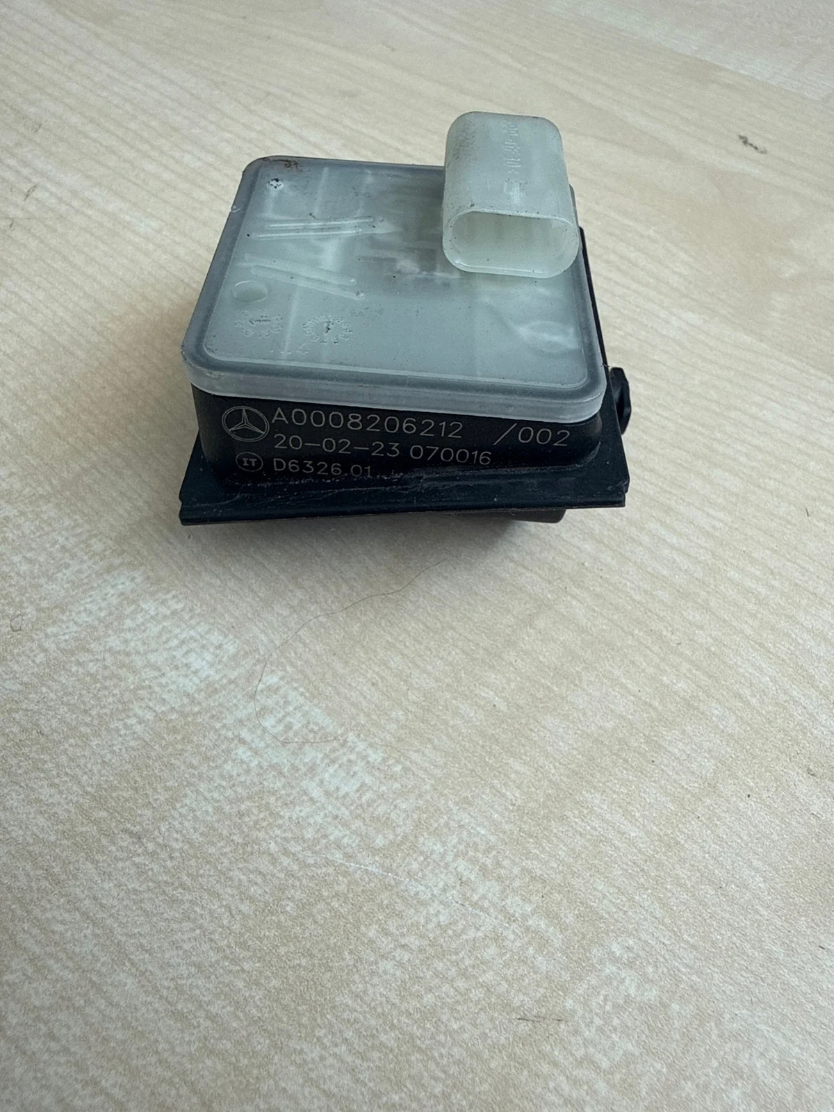 Mercedes-Benz Vito W447 Module A0008206212 image 3