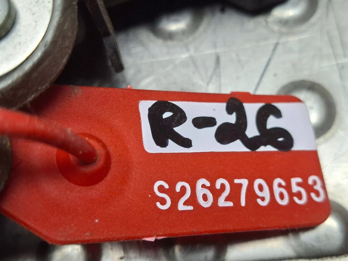 Engine Control Unit 0281030439 237104128R image 3