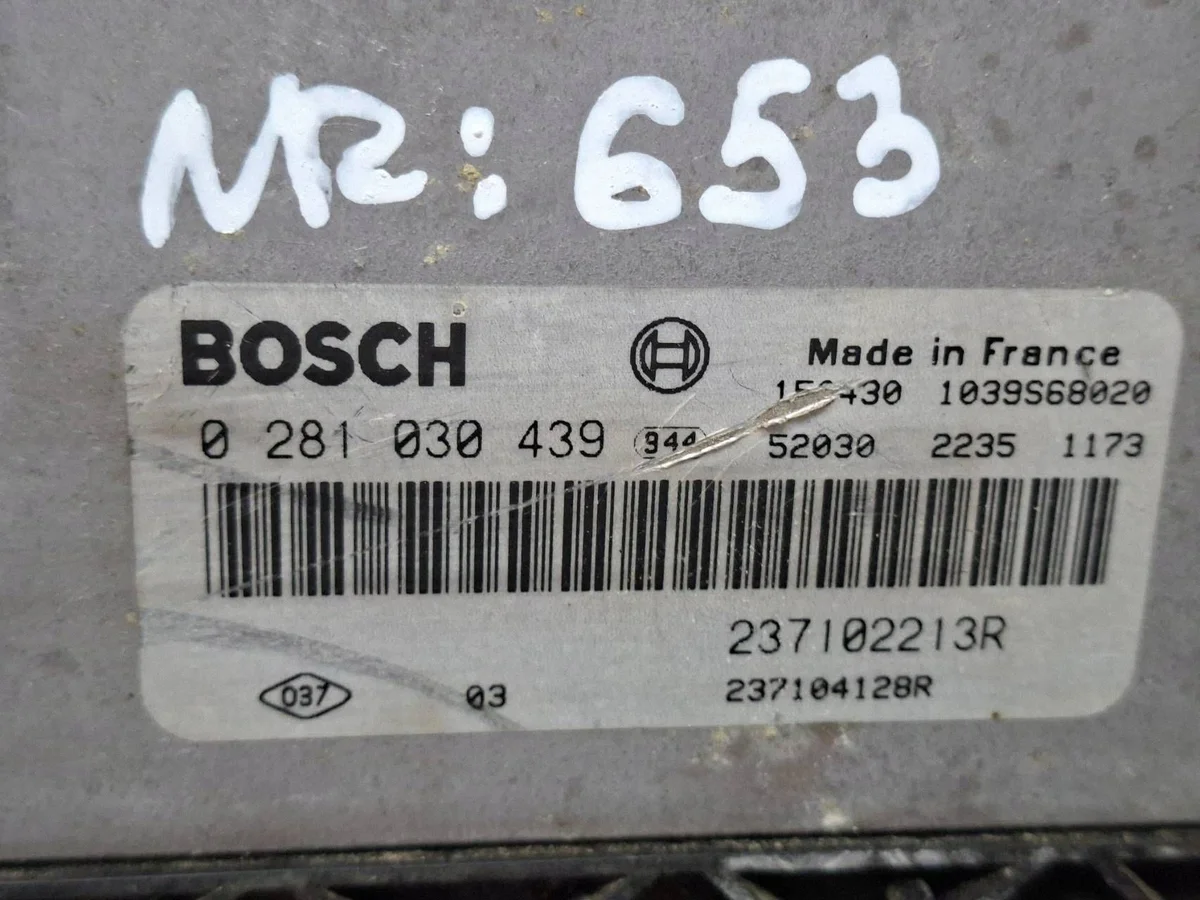 Engine Control Unit 0281030439 237104128R image 4