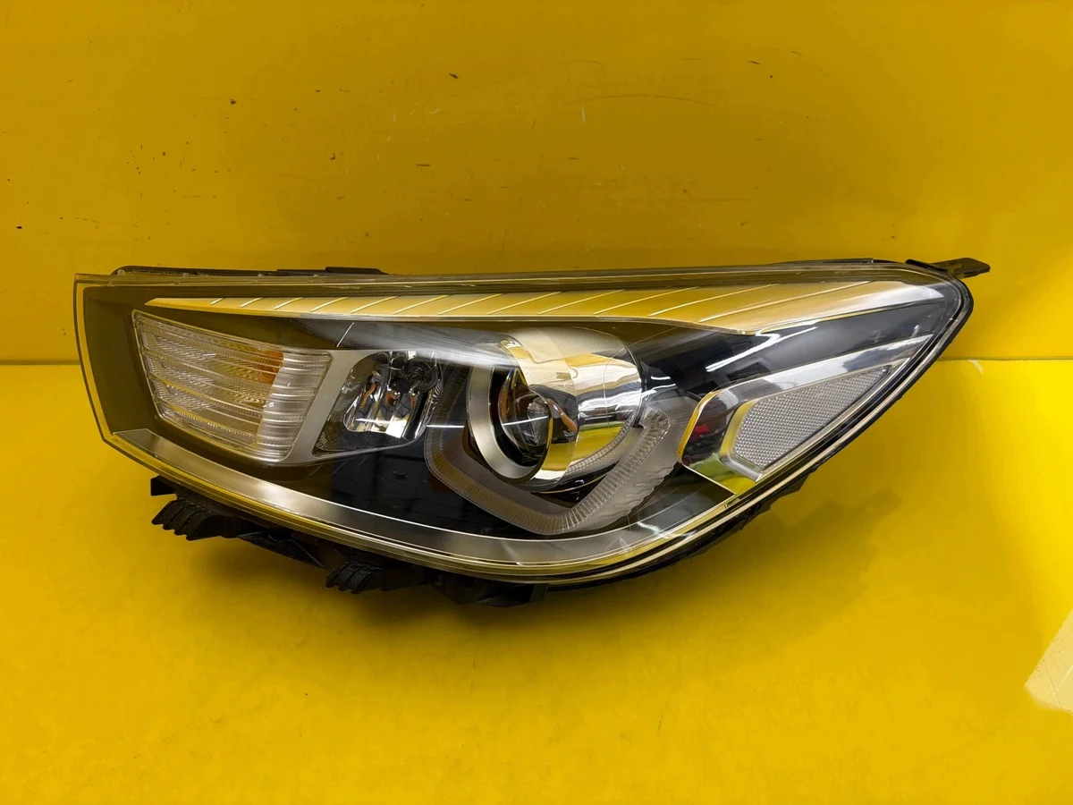 Vänster framlykta Kia Rio IV LED image 4