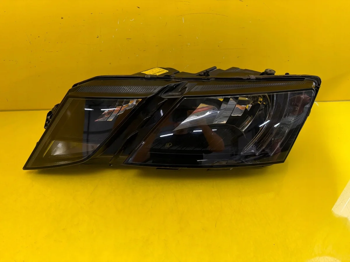 Linker koplamp Skoda Octavia III 5E1941015C image 4