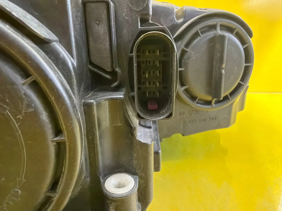 Linker koplamp Skoda Octavia III 5E1941015C image 8