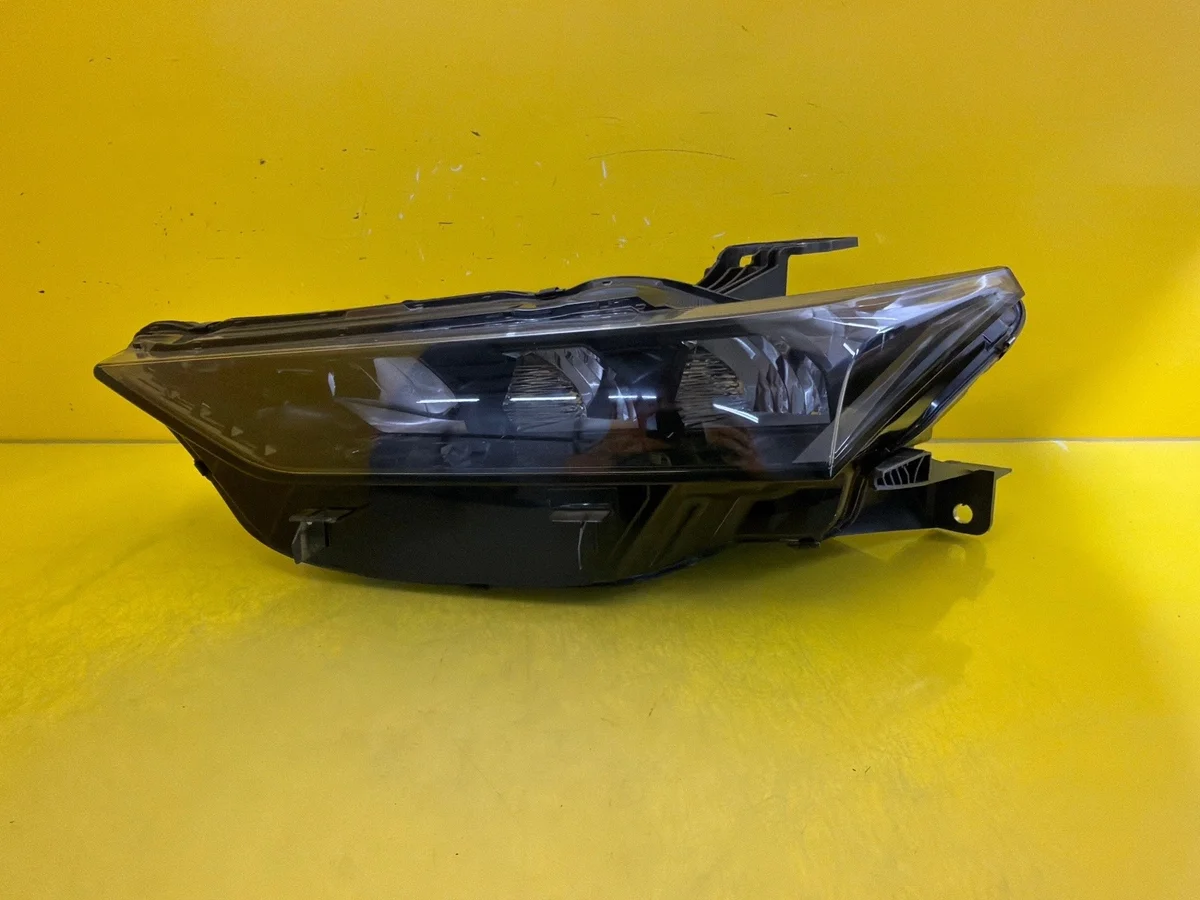 Farol Esquerdo DS4 II Full LED Usado