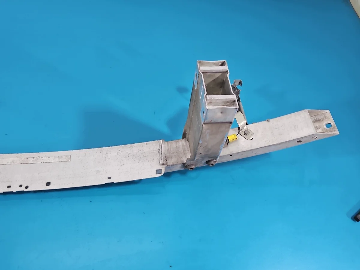 Träger Stoßfänger Vorne Mercedes W204 image 5