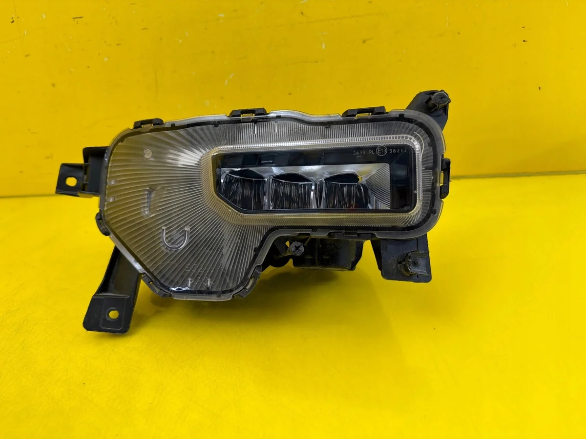 KIA NIRO II 16-22 Halogen Höger 92202-AT