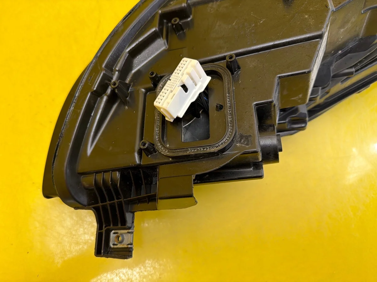 Tesla Model Y Left Headlight Full LED Used image 10