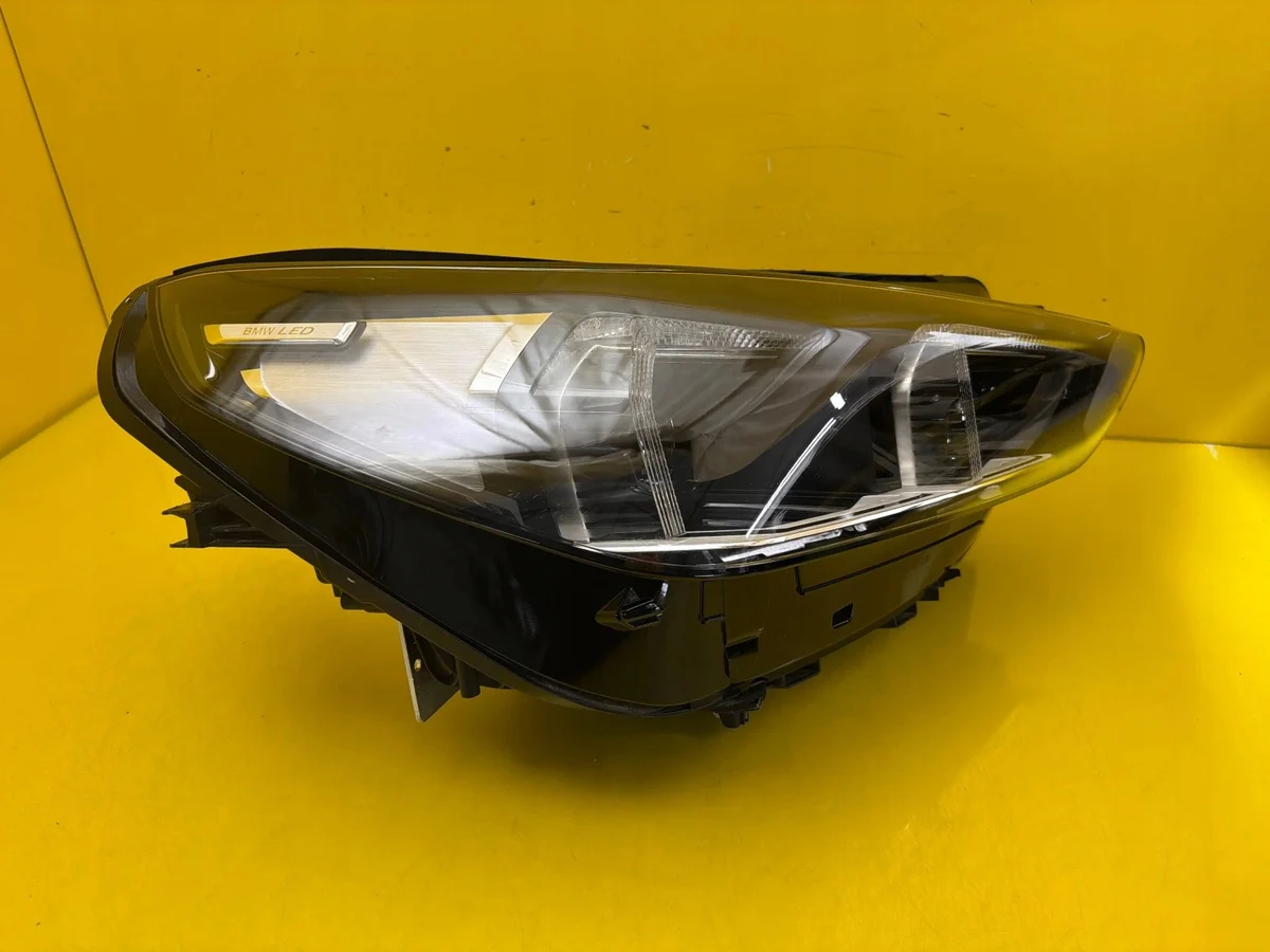 Höger Strålkastare BMW X1 U11 22- Full LED