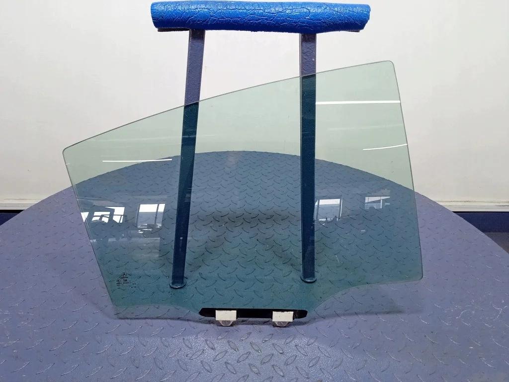 Acura TL IV Bakdörr Glas Höger