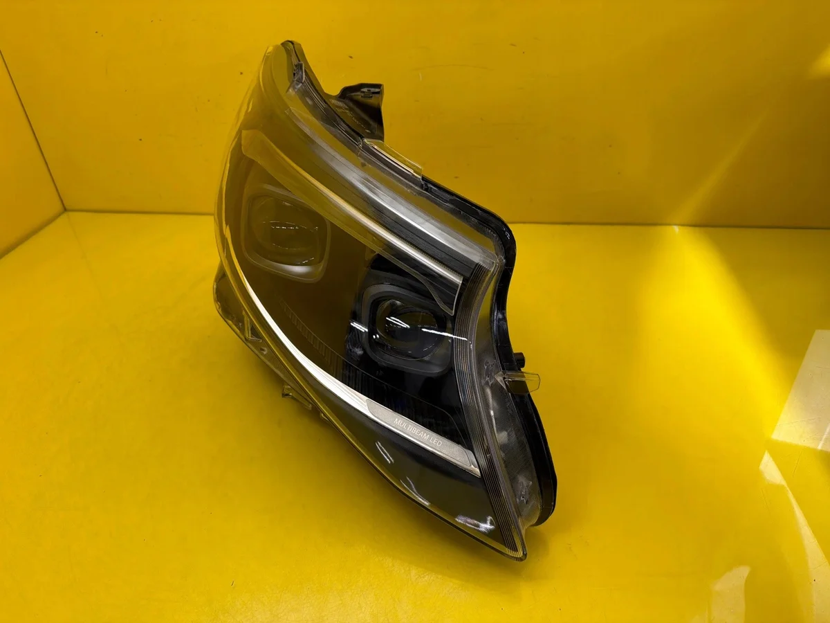 Luz Mercedes Vito V W44 A4479068001 LED image 3