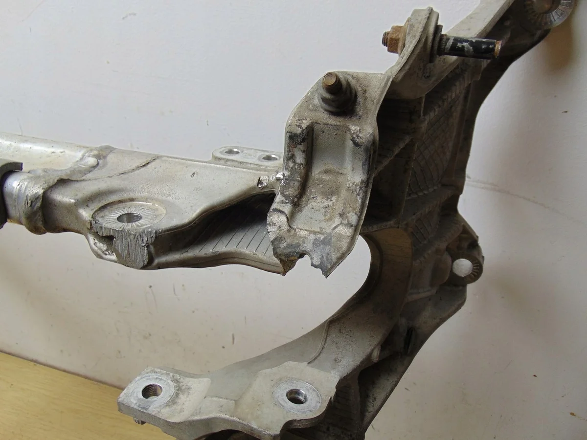 Motorvagga Audi A4 B8 2.0 TDI 8K0399315G image 8