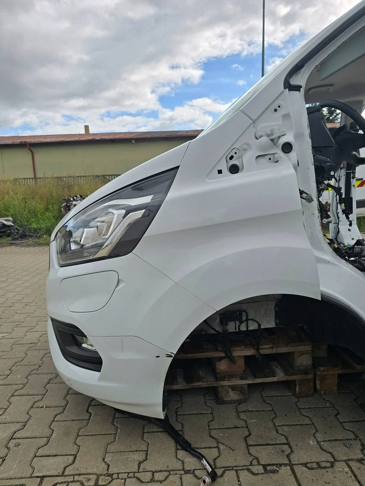 Ford Transit Custom Front End DC116 Used image 5