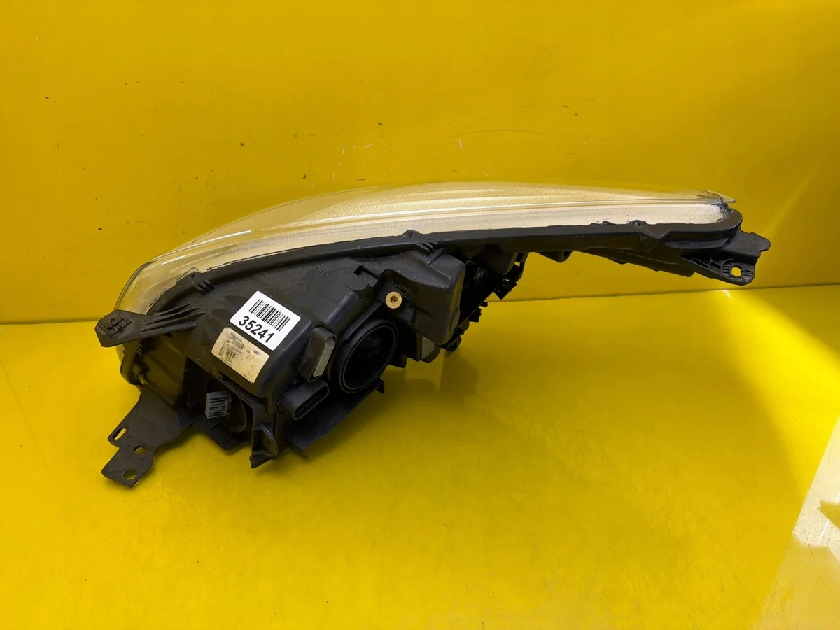 Farol Direito Ford Kuga MK2 Bi-Xenon Usado image 7