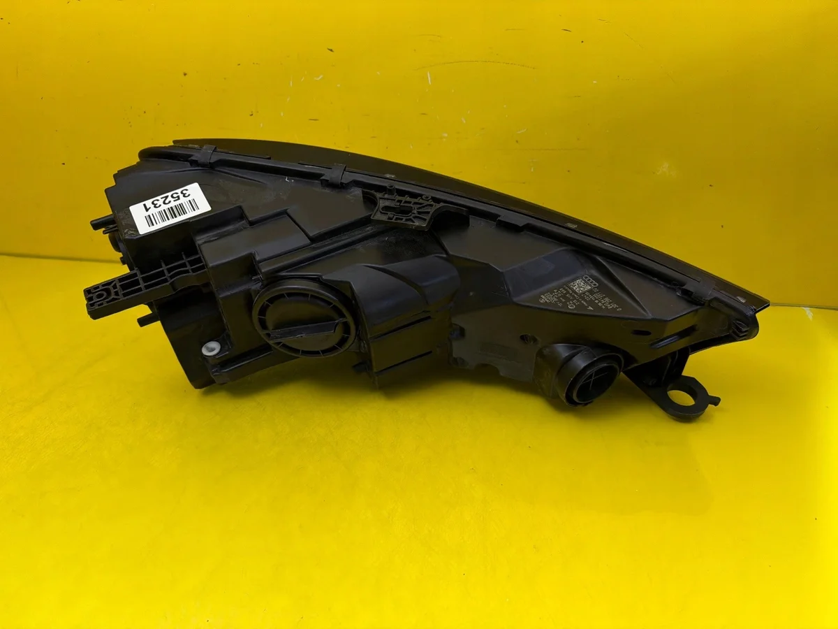 Phare Audi A4 B9 Bi-Xenon Gauche 8W0941005 image 7