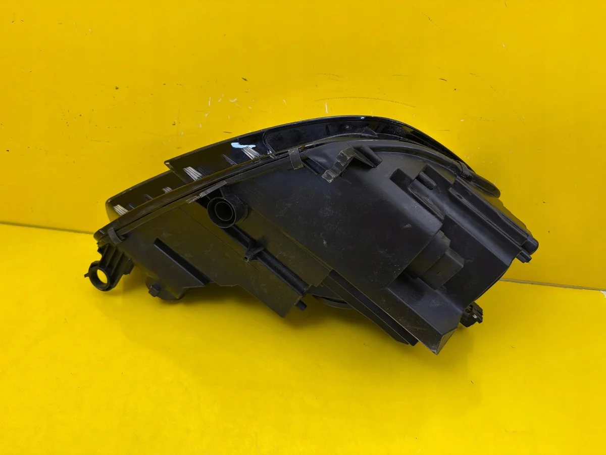Phare Audi A4 B9 Bi-Xenon Gauche 8W0941005 image 8