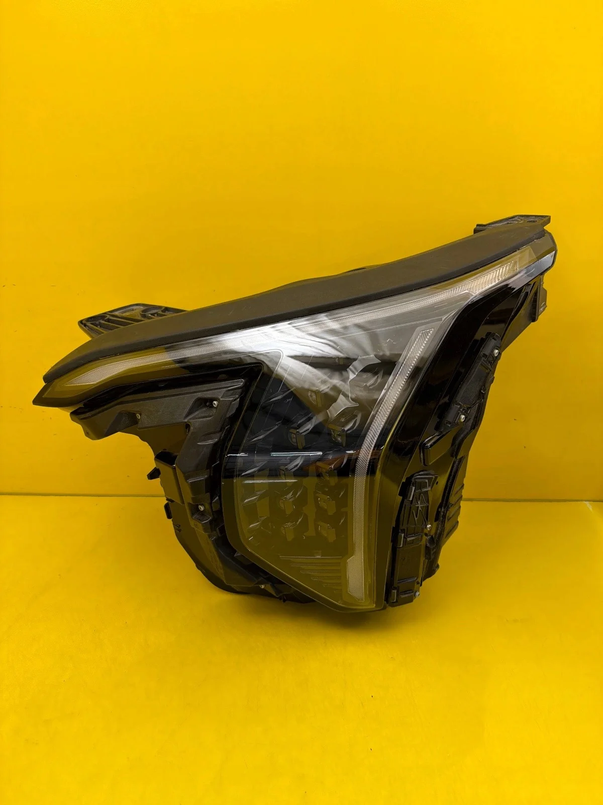 Lanterna Dianteira Esquerda Kia EV3 Full LED