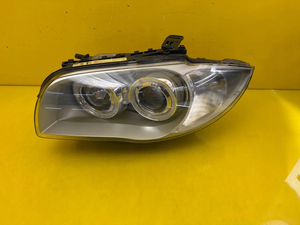 Vänster strålkastare BMW 1 E81 E87 E82 Xenon