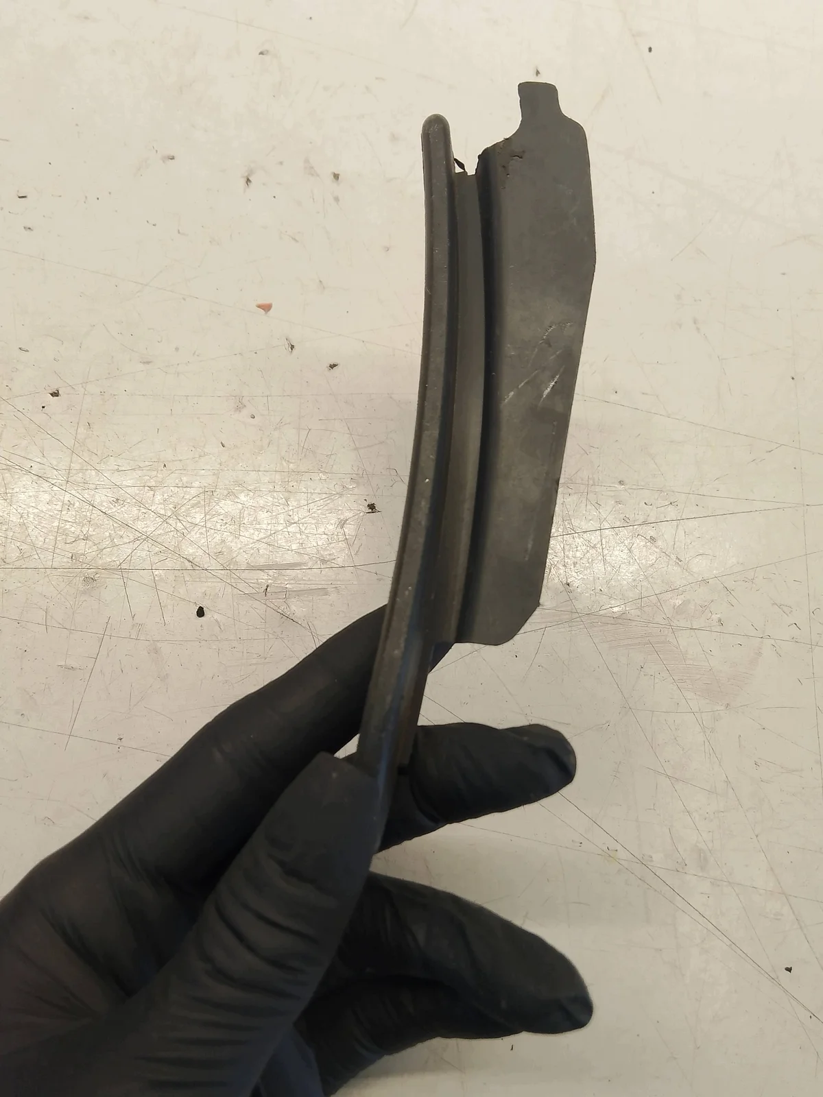Panel spoiler Seat Leon 5F0807837 image 3