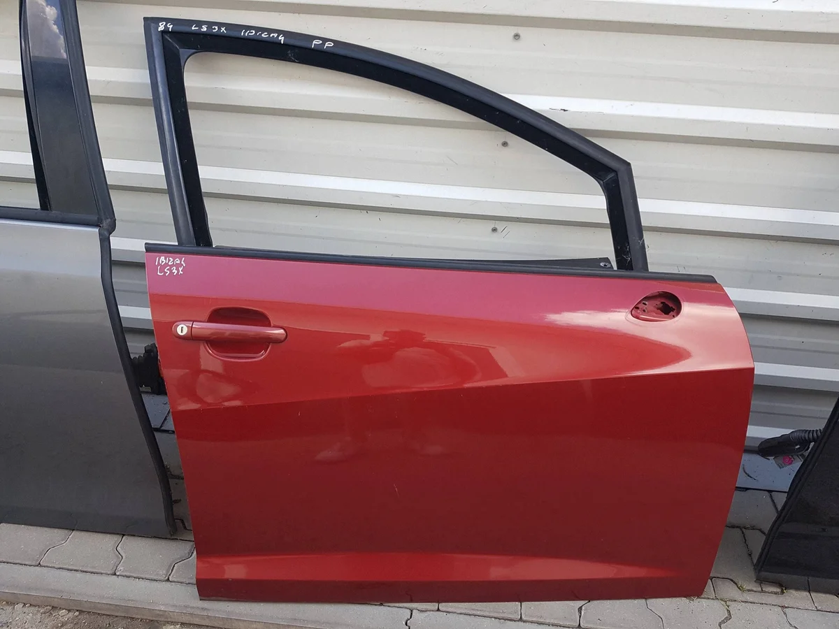 SEAT IBIZA IV 6J 08-17 Oikea Etuovi Käytetty