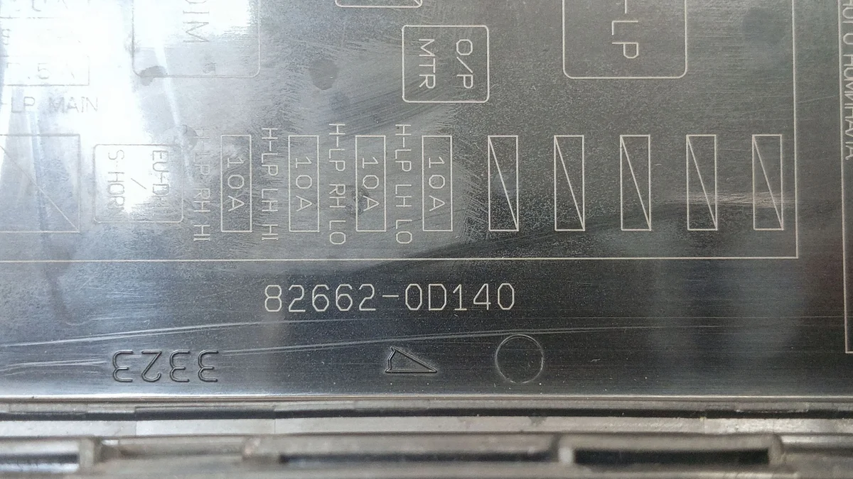 Sicherungskasten Toyota Yaris III 11-15 1.0 image 7