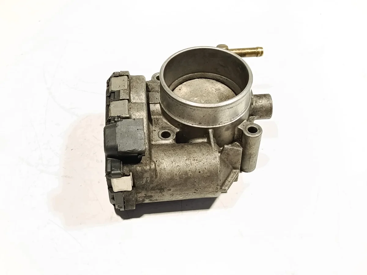 Ford Mondeo MK3 1.8 16V SCI Gasklephuis