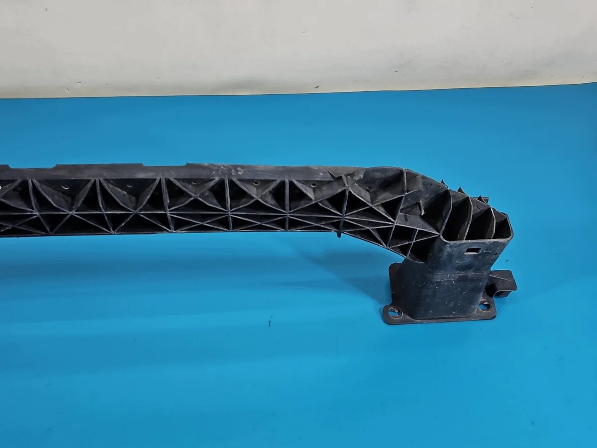Reforço Para-choques Peugeot 308 T7 Usado image 3
