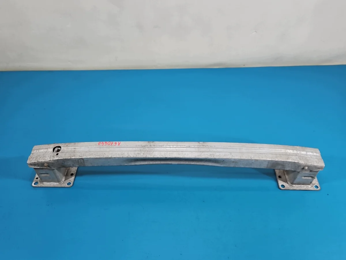 Reforço Para-choques Peugeot 308 T7 Usado image 10