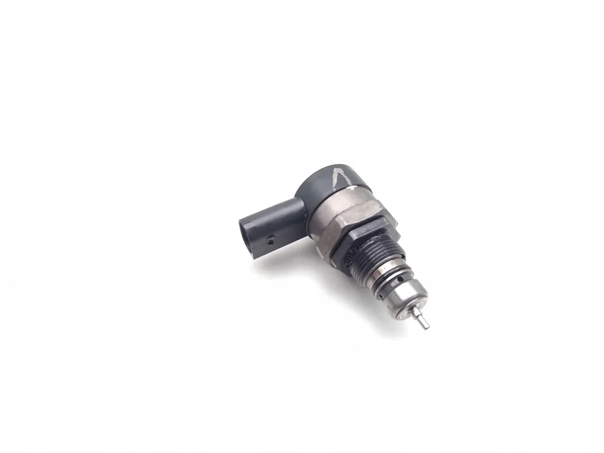 Capteur Pression Carburant BMW 5 E60 2.0 D image 4