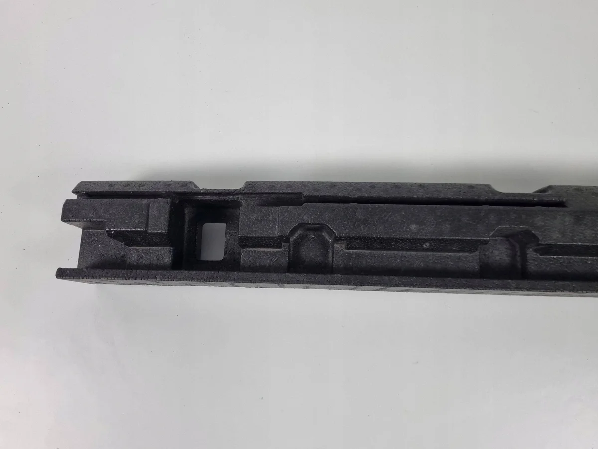 Nissan Qashqai J11 Absorber Bakre Stötfångare