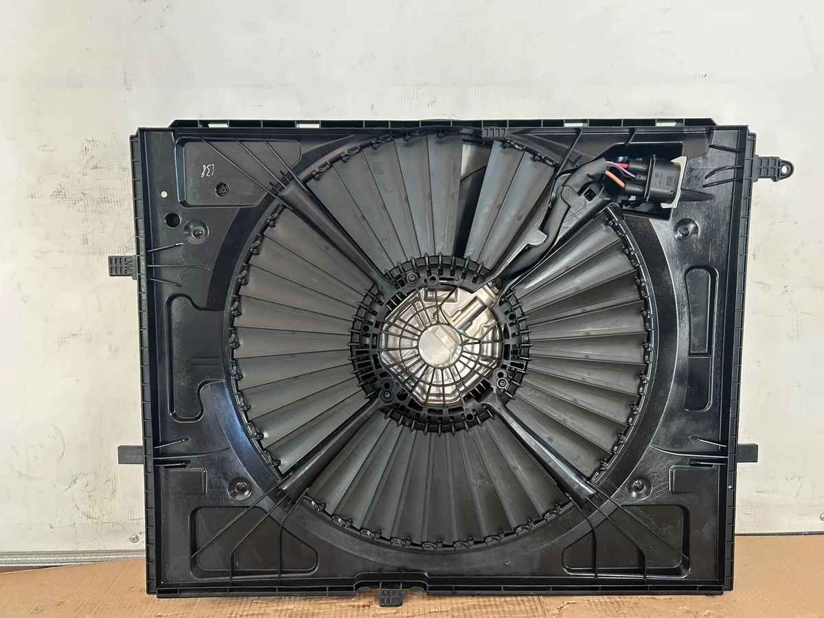 Ventilatore Radiatore Mercedes GLC W253 W205 A0999064303