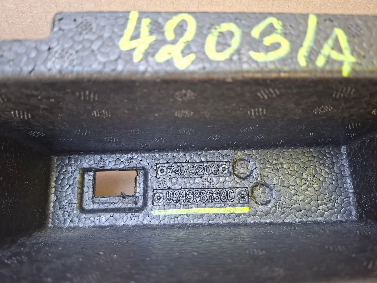 Assorbitore paraurti Opel Vivaro 9849386380 image 4