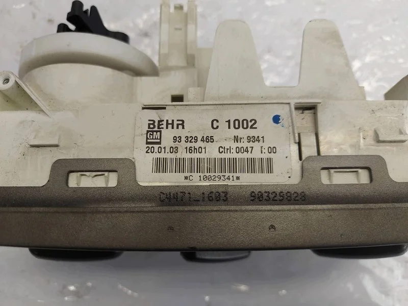 Panneau de commande climatisation Opel Meriva A image 3