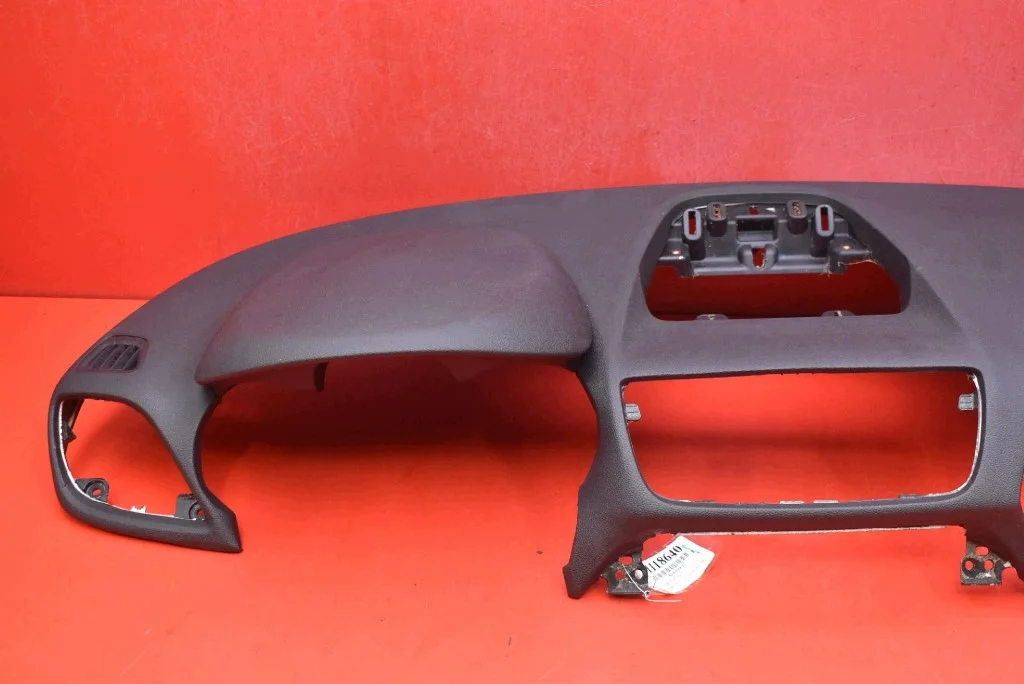Opel Mokka A kojelauta m-1118640-