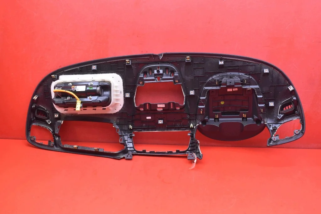 Opel Mokka A kojelauta m-1118640- image 4