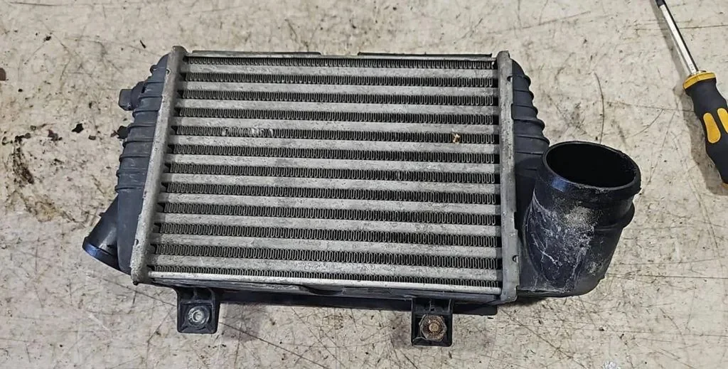 Intercooler VW Transporter T4 2.5TDI 1512375