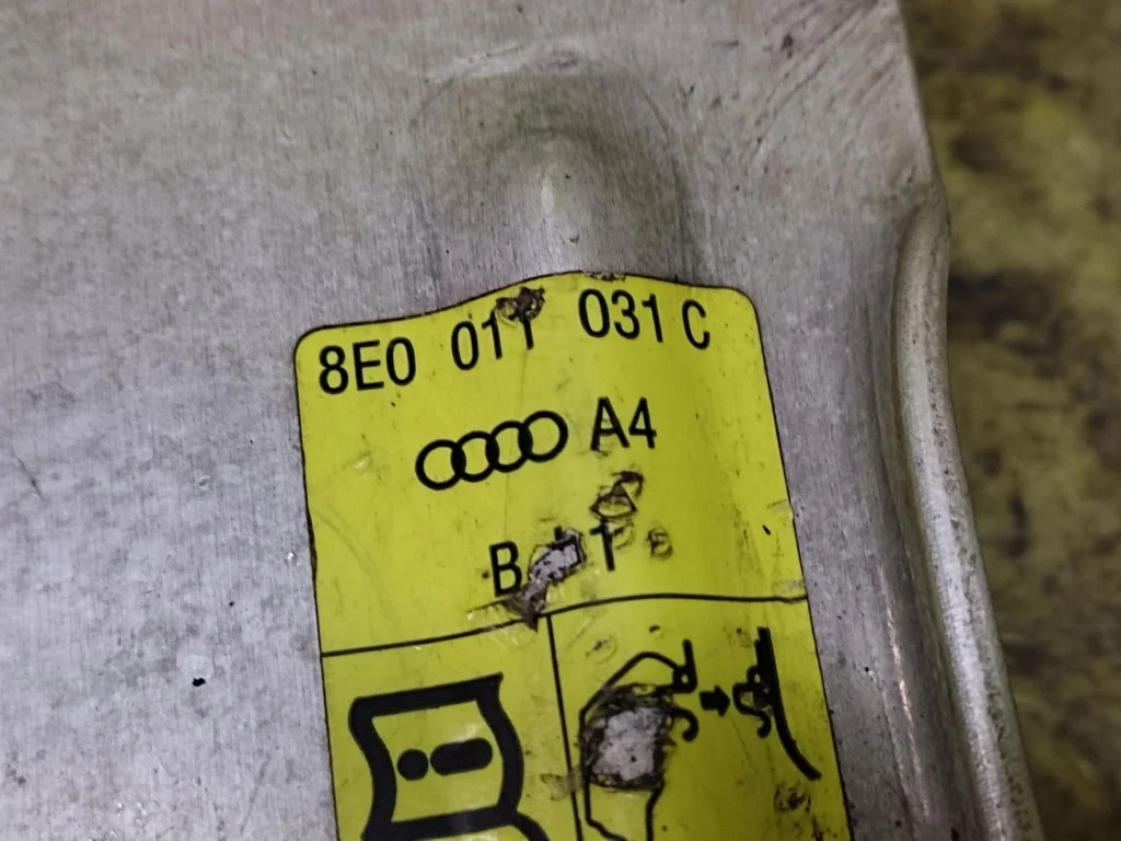 Audi A4 B5 Wagenheber 8E0011031C gebraucht image 9