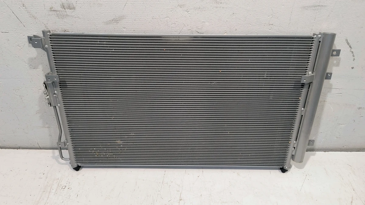 Radiatore Clima Kia Sedona Carnival 06- Usato