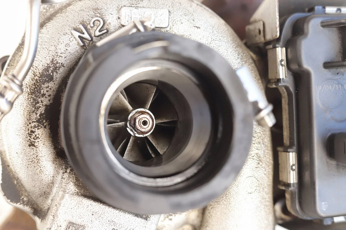 Turbocompressor Ford Mondeo MK4 2.2 TDCI Usado image 4