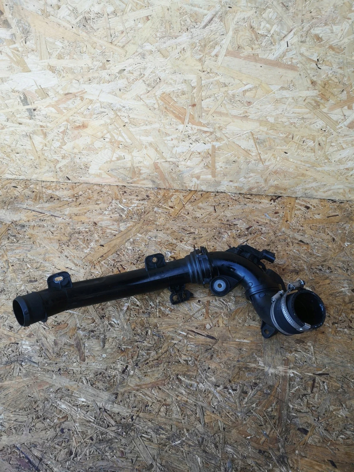 Peugeot 208 II Turbo Schlauch 9817416680 image 4
