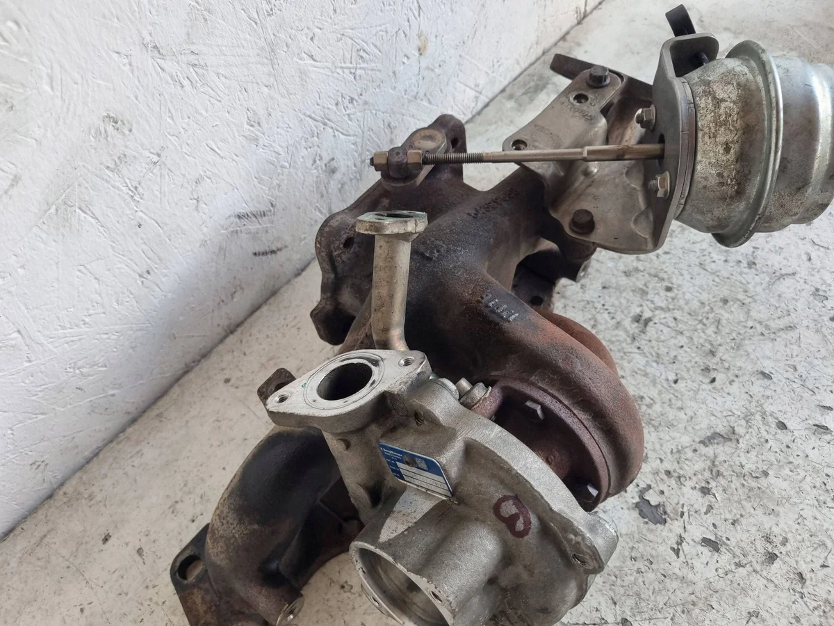 Turbocompresseur Volvo OE 36010146 image 5