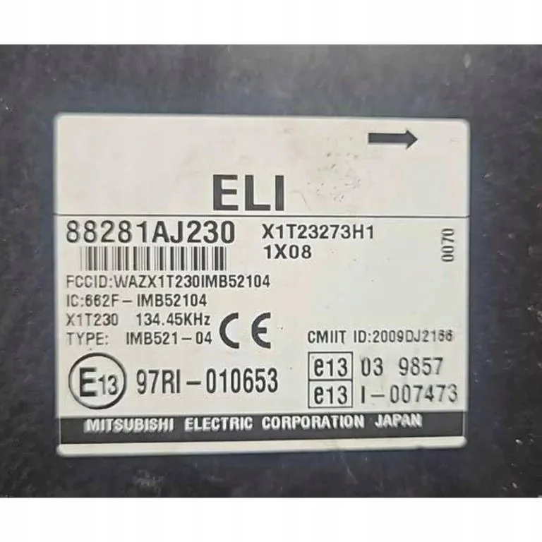 Comfort Module Subaru Outback 88281AJ230 Used image 3