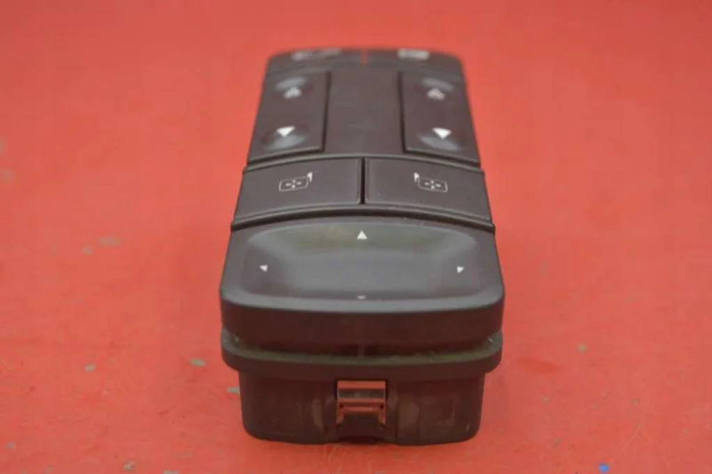 Panel control elevalunas Opel Vectra C 02-05 image 4