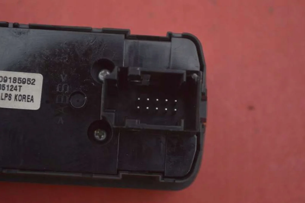 Panel control elevalunas Opel Vectra C 02-05 image 7