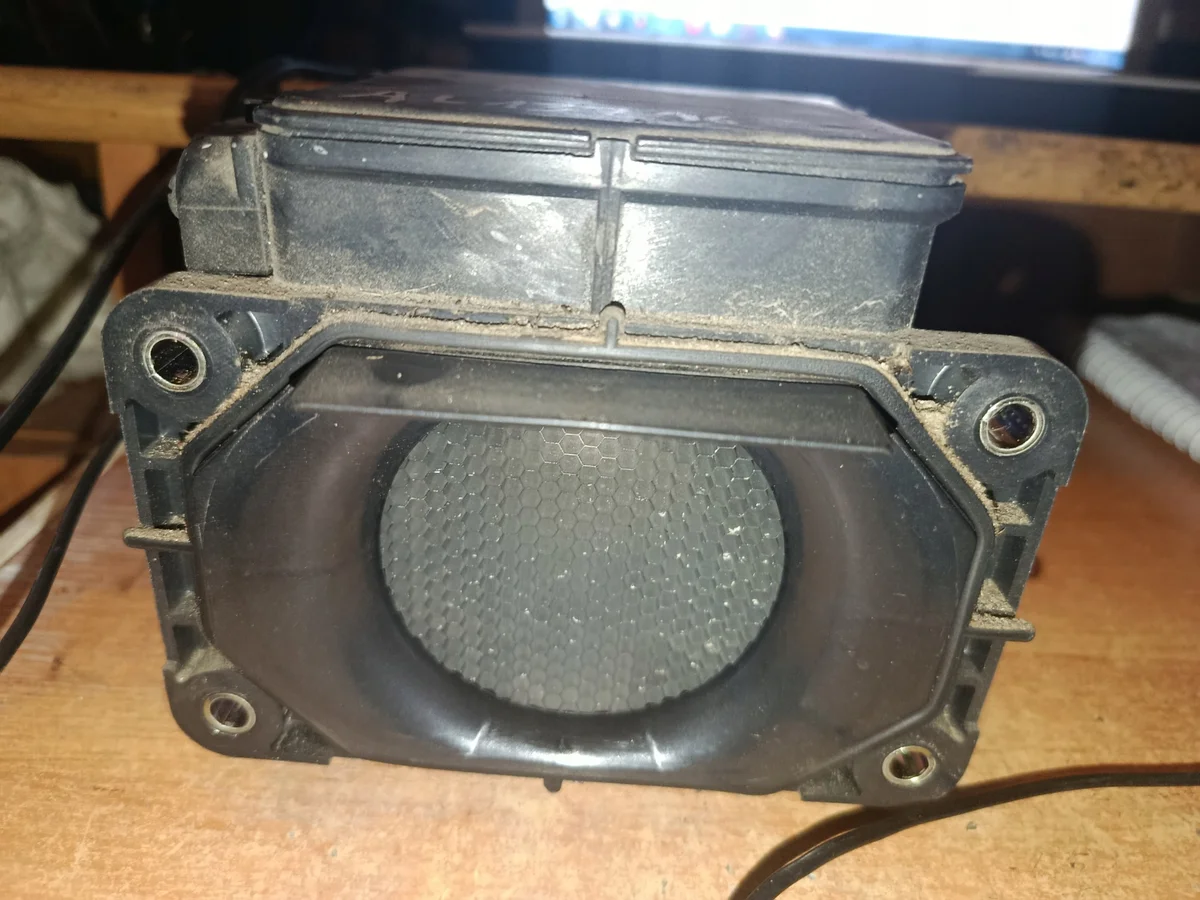 Mitsubishi E5T08271 débitmètre d'air image 3