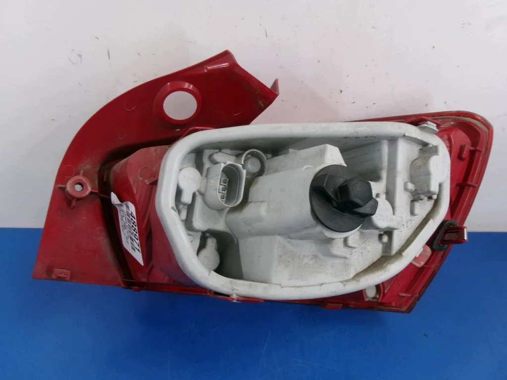 Rückleuchte links Seat Ibiza IV 6J 6J4945095C image 3