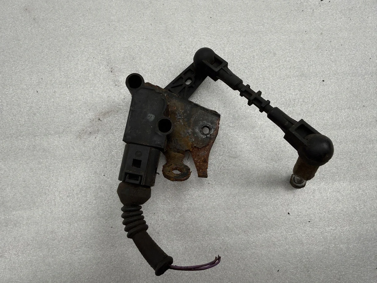 Sensor Nível Esquerdo Audi A7 Sportback 4B0973712 image 4