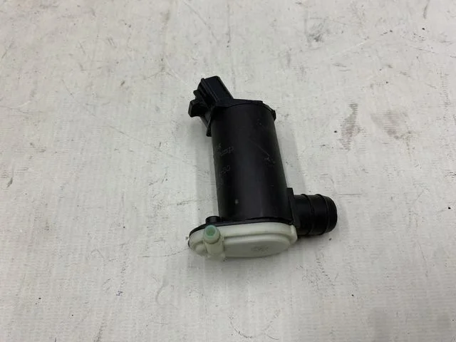Volvo EX30 2024 Wischwasserpumpe DF940B Gebraucht