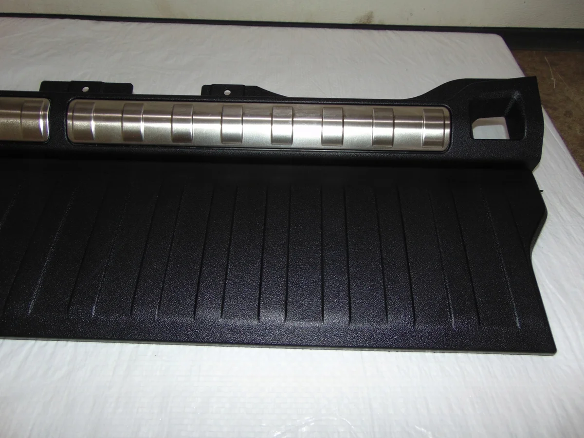 BMW X5 G05 Cubierta Maletero Usada OEM 7438172 image 3