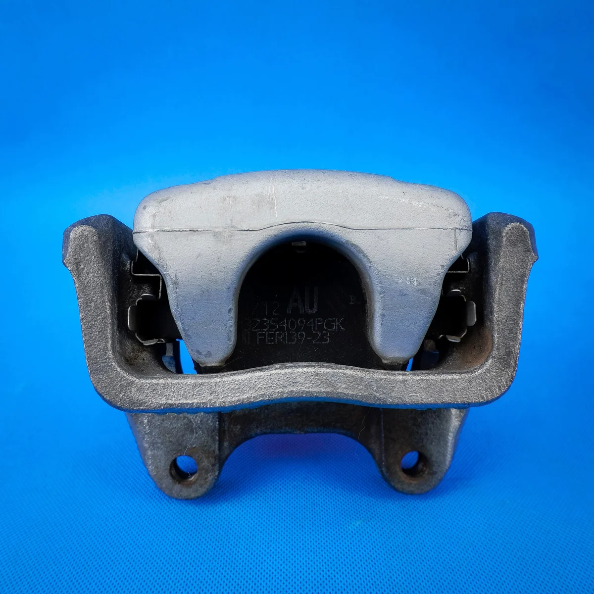 Pinça de Freio Traseira Esquerda Mercedes W176