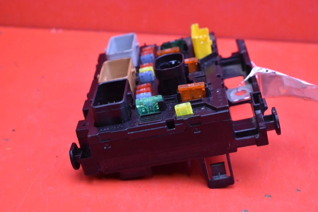 Sicherungskasten BSM 9661708080 Citroen C4 Picasso image 7